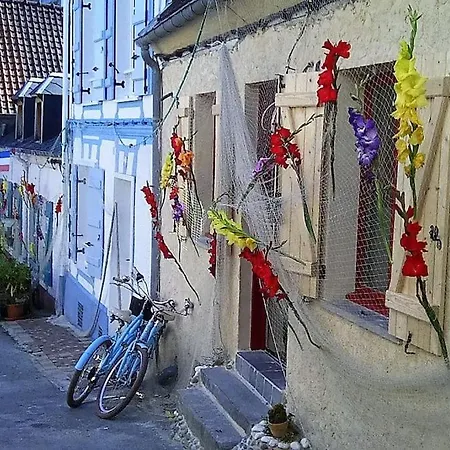 Authentique Maison De Pecheur Entre-terre&mer Avec Un Poêle à Bois A Disposition * Saint-Valery-sur-Somme