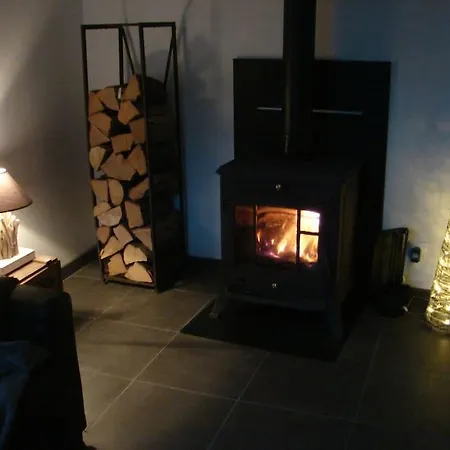 Authentique Maison De Pecheur Entre-terre & Avec Un Poele A Bois A Disposition 度假居 *