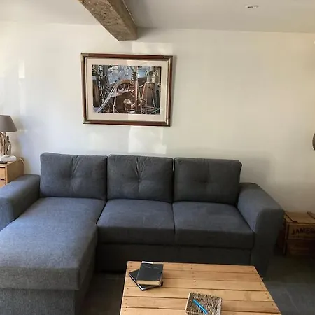 Authentique Maison De Pecheur Entre-terre&mer Avec Un Poêle à Bois A Disposition Hébergement de vacances *