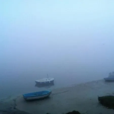 Authentique Maison De Pecheur Entre-terre&mer Avec Un Poêle à Bois A Disposition Hébergement de vacances *