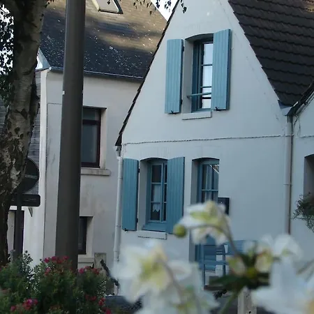 Authentique Maison De Pecheur Entre-terre & Avec Un Poele A Bois A Disposition